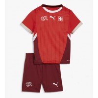 Maglie da calcio Svizzera Prima Maglia Bambino Europei 2024 Manica Corta (+ Pantaloni corti)